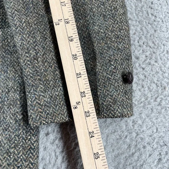 Vintage 70s Harris Tweed Scottish Wool Blazer Jacket Herringbone Leather Buttons